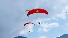 Bay trên miền danh thắng - mùa vàng 2024