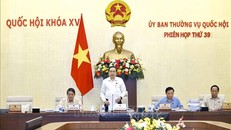 Khai mạc Phiên họp 39, Ủy ban Thường vụ Quốc hội: Trung ương phải gương mẫu đi đầu trong tinh giản bộ máy 