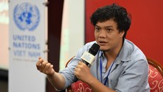 Canh đền, tôi chỉ thắp đèn hay là bán cả oản!?