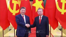 Tổng Bí thư Tô Lâm và Tổng Bí thư, Chủ tịch nước Trung Quốc Tập Cận Bình chụp ảnh chung. Ảnh: Thống Nhất/TTXVN