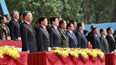 Báo chí Lào đăng tải bài viết thể hiện tình đoàn kết đặc biệt giữa hai quốc gia