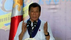 Tổng thống Philippines Rodrigo Duterte phát biểu tại căn cứ không quân Villamor, thành phố Pasay, ngày 13/9. Ảnh: Reuters.
