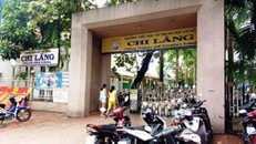 Tất cả HS khối tiểu học và THCS Trường Chi Lăng (thành phố Huế) phải chuyển giao về trường công.