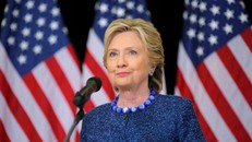 Bà Clinton trong sự kiện vận động tranh cử ở bang Iowa hôm 28/10. Ảnh: Reuters
