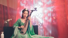 Nam Em hóa Võ Tắc Thiên, viết nhạc tình yêu dành cho Trường Giang