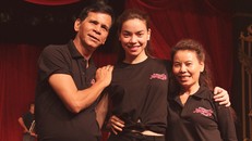 Mẹ Hồ Ngọc Hà lên tiếng bênh vực con gái bất chấp bão dư luận