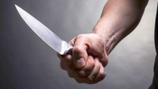 Chém trọng thương hàng xóm và em ruột vì tranh chấp đất