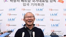 HLV Park Hang Seo được truyền thông Hàn Quốc nhiệt tình săn đón