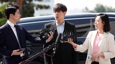 Dương tính với ma tuý, Yoochun bị công ty quản lý huỷ hợp đồng