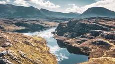 Đường mòn đầu tiên trên thế giới được UNESCO công nhận tập hợp nhiều địa danh mang tính biểu tượng, đa dạng và có ý nghĩa văn hóa nhất của Scotland, chính thức được giới thiệu đến với công chúng vào ngày 15/10/2021. 