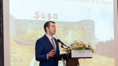 Đại sứ Azerbaijan tại Việt Nam Anar Imanov trong cuộc họp báo hồi tháng 6. Ảnh: Kondou / Ngày Nay. 