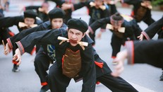 Huyền sử dân tộc Dao thể hiện trong điệu múa yosakoi Nhật Bản 