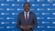 Thông điệp từ Giám đốc Di sản Thế giới Lazare Eloundou Assomo nhân Ngày Động vật Hoang dã Thế giới 2025