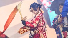 Màn trình diễn chào Tân Sinh viên của nhóm Thăng Long Yosakoi 