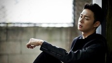 Bị chồng đại gia coi thường, vợ chân ngắn "cắm sừng" để trả thù