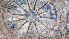 Phát hiện trống đồng cổ khi đi làm nương