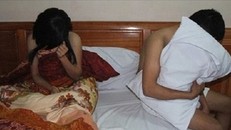 Phát hiện bí mật khủng khiếp sau khi bắt quả tang vợ vào nhà nghỉ