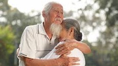 3 con đại gia bỏ mặc bố mẹ cô đơn trong căn nhà 3 tầng hiu quạnh