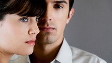 Nên làm gì khi phát hiện chuyện ngoại tình?