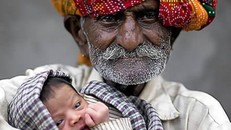 Những kỷ lục khó tin về 'chuyện ấy'