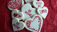 Sự khác nhau giữa Valentine Trắng, Valentine Đỏ và Valentine đen?