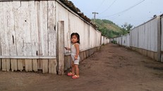 Triều Tiên qua những bức ảnh ‘chụp lén’ bằng điện thoại