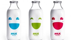 'Đánh tráo' sữa bột - sữa tươi: Người tiêu dùng 'hứng' đủ