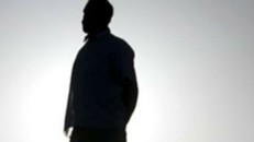 Trung sĩ công an chết trong tư thế treo cổ tại trại tạm giam