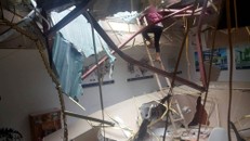 Hà Nội: Đứt cáp cẩu tháp công trình, ít nhất 1 người bị thương