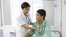 Hút thuốc lá quá nhiều, người đàn ông suýt chết vì sốc tim