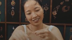 Người làm tranh dây đồng đầu tiên ở Việt Nam