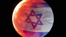 Hiện tượng siêu trăng máu được cho là sẽ mở ra cuộc chiến tranh mới ở Trung Đông.