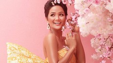 H'Hen Niê tiếp tục lọt top 10 Hoa hậu của các Hoa hậu