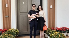 Vợ chồng Á hậu Tú Anh lần đầu hé lộ hình ảnh con đầu lòng