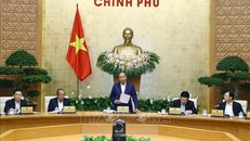 Thủ tướng Nguyễn Xuân Phúc phát biểu tại phiên họp. Ảnh: Thống Nhất/TTXVN