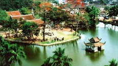 Khôi phục các giá trị đặc sắc di sản văn hóa phi vật thể lễ hội chùa Thầy - Hà Nội