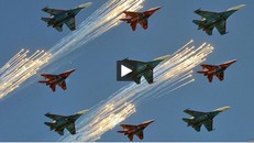 Mãn nhãn với màn trình diễn choáng ngợp của dàn máy bay Nga