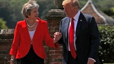 Bà Theresa May sẽ thảo luận với ông Donald Trump về quan hệ kinh tế trong tương lai. (Nguồn: Reuters)