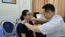 Cô gái lở loét vùng cổ vì chữa Basedow theo thầy lang