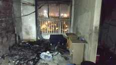 Thắp hương cúng rằm làm cháy căn hộ chung cư