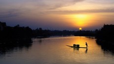 Tỉnh nào ở Việt Nam không có đồi núi?