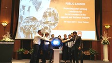 Khởi động 'Chương trình an toàn công trình nhà máy dệt may và da giày'