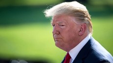 Ông Trump 'chùn tay' trước sức ép thương chiến với Trung Quốc