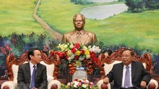 Tổng Bí thư, Chủ tịch nước CHDCND Lào Bounhang Volachith tiếp Bí thư Trung ương Đảng, Chánh Văn phòng Trung ương Đảng Cộng sản Việt Nam Nguyễn Văn Nên.