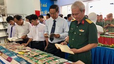 Triển lãm sách ‘Chủ tịch Hồ Chí Minh sống mãi trong sự nghiệp của chúng ta’