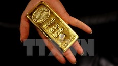 Giá vàng thế giới đã giảm 1% trong phiên 6/9. Ảnh: TTXVN