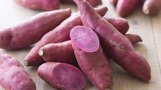 Ai không nên ăn khoai lang?