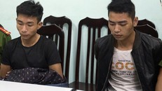 Đinh Văn Giáp (trái) và Đinh Văn Trường - Ảnh: N.H.