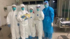 Kịp thời mổ đẻ cho sản phụ chuyển dạ trong khu cách ly COVID-19