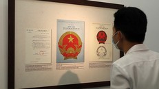 Giới thiệu gần 200 tài liệu về sự ra đời của Quốc huy Việt Nam